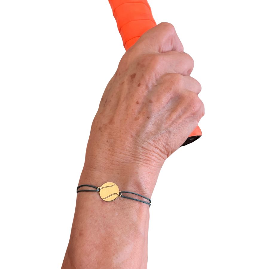 Pulsera macramé oro con pelota de tenis Eyhses, raqueta